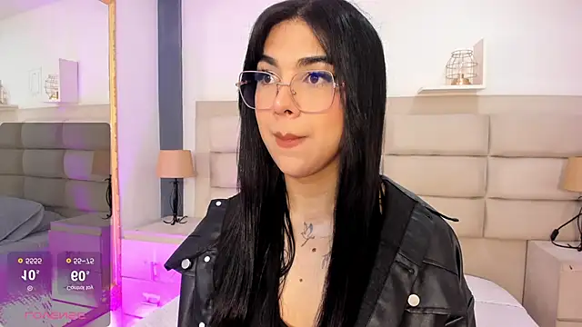 RoseCassie online show from 10.23.25