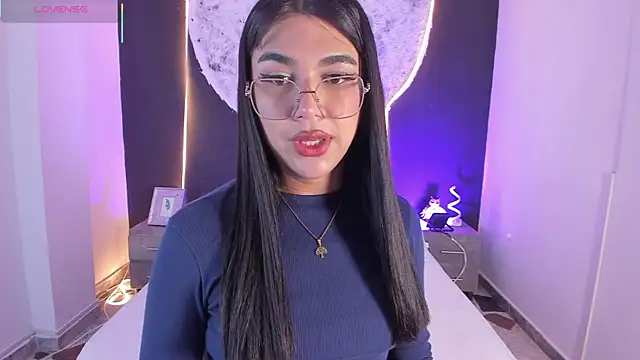 RoseCassie online show from 11.30.25