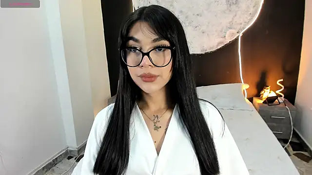 RoseCassie online show from 12.15.25