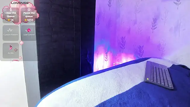 Snapshot of ash_ricci chatting on 02.06.25 ash ricci online show from 02.06.25