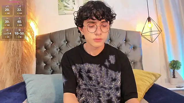 Snapshot of ash_ricci chatting on 10.12.25 ash ricci online show from 10.12.25