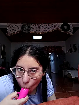 valentina568 online show from 10.12.25