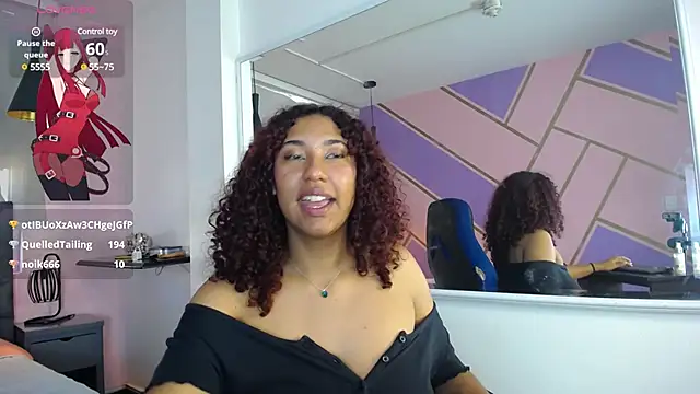 Snapshot of lauraltt chatting on 01.14.25 lauraltt online show from 01.14.25