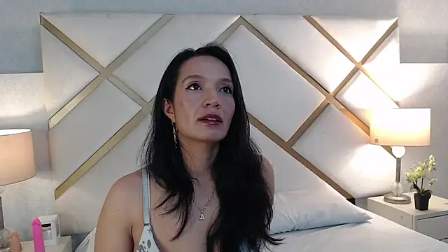 AmyRox  online show from 01.15.25