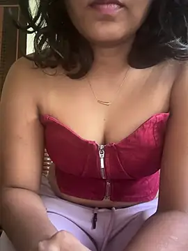 priyadevi17 online show from 12.18.24