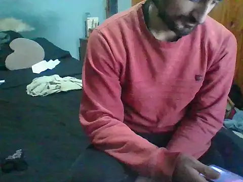 Snapshot of italianbighorse22 chatting on 07.14.26 italianbighorse22 online show from 07.14.26