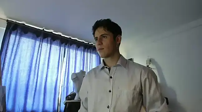 Snapshot of Antonello_Vannucci chatting on 03.04.25 Antonello Vannucci online show from 03.04.25