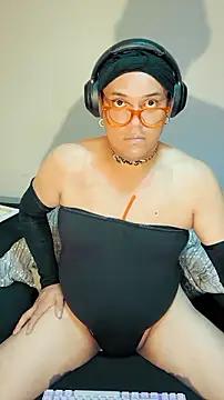 NikkelSofia online show from 05.18.26