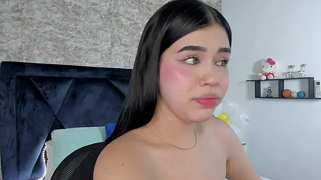 Snapshot of Lily_Woodz chatting on 09.22.25 Lily Woodz online show from 09.22.25