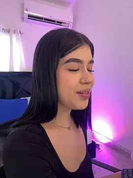 Lily Woodz online show from 05.14.26