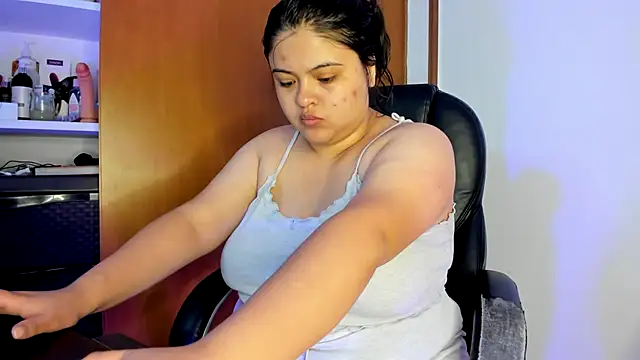 lizzie c online show from 02.03.25