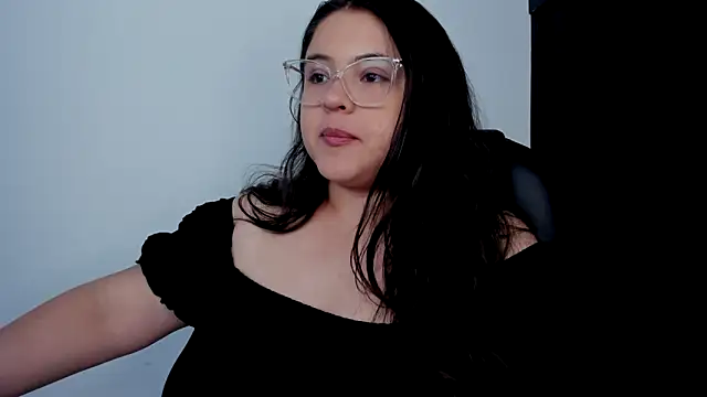 lizzie c online show from 10.10.25