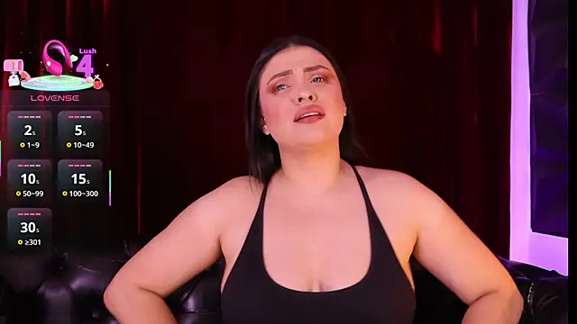 Snapshot of AnikaRomanoff chatting on 09.15.25 AnikaRomanoff online show from 09.15.25