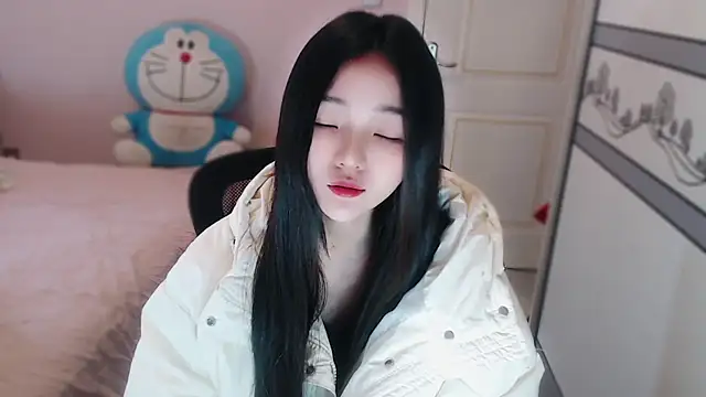 xiao-xiao-D online show from 12.01.25