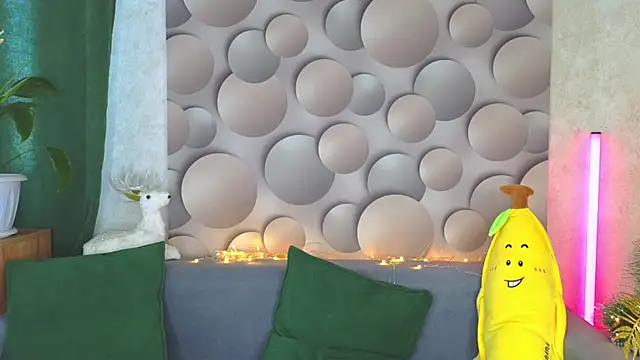 Snapshot of Cute_smile_sharon chatting on 01.14.25 Cute smile sharon online show from 01.14.25