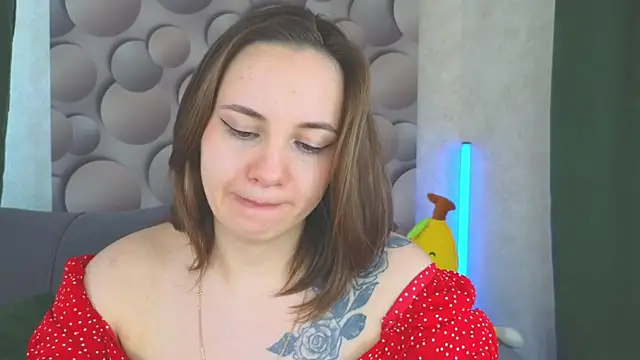 Snapshot of Cute_smile_sharon chatting on 02.23.25 Cute smile sharon online show from 02.23.25