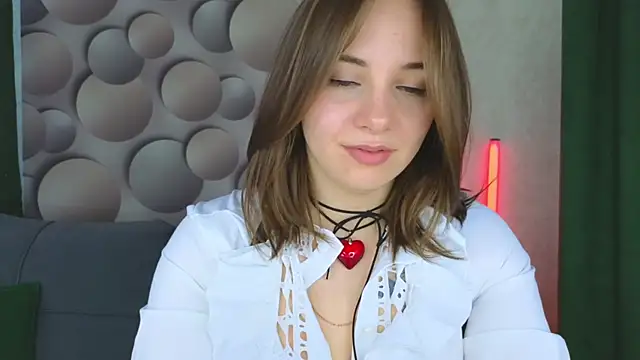 Snapshot of Cute_smile_sharon chatting on 03.16.25 Cute smile sharon online show from 03.16.25