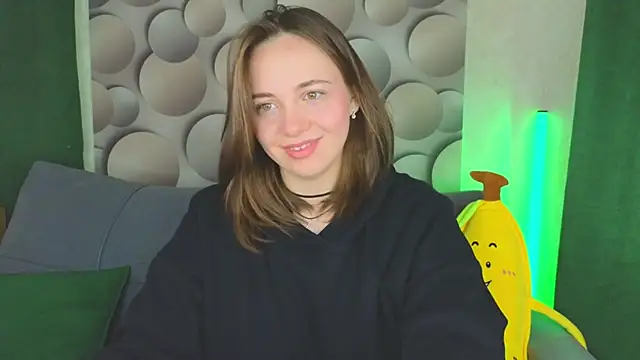 Snapshot of Cute_smile_sharon chatting on 03.21.25 Cute smile sharon online show from 03.21.25