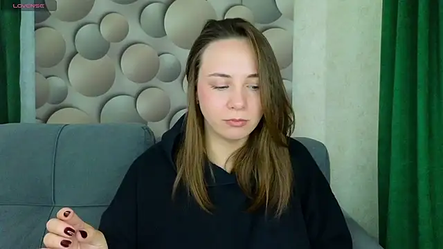 Snapshot of Cute_smile_sharon chatting on 10.16.25 Cute smile sharon online show from 10.16.25