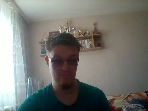 Snapshot of Nelixuss chatting on 10.29.25 Nelixuss online show from 10.29.25