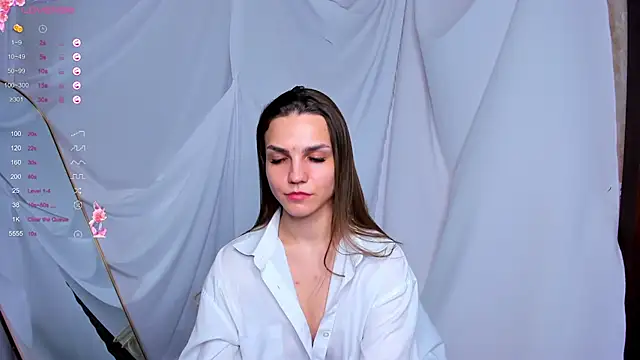 lesi bloom online show from 01.28.25
