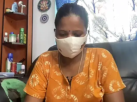 Snapshot of Tamil_Sanjana_ chatting on 04.27.26 Tamil Sanjana online show from 04.27.26