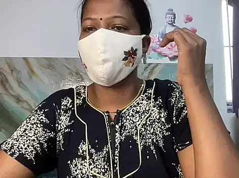 Snapshot of Tamil_Sanjana_ chatting on 05.13.26 Tamil Sanjana online show from 05.13.26