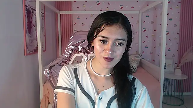 Snapshot of honey_torres_sub chatting on 01.09.25 honey torres sub online show from 01.09.25