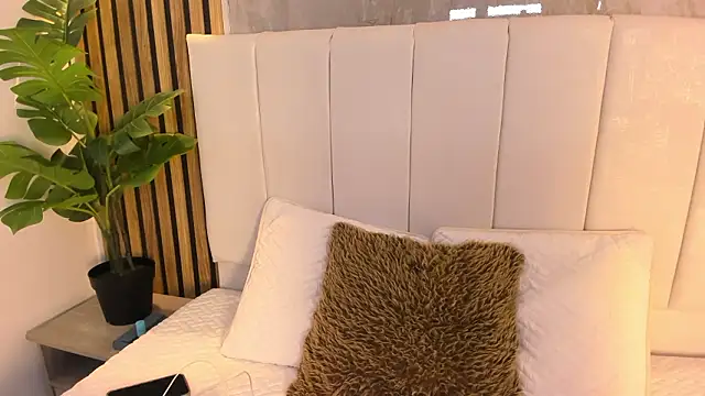 Samantha Good online show from 03.29.26