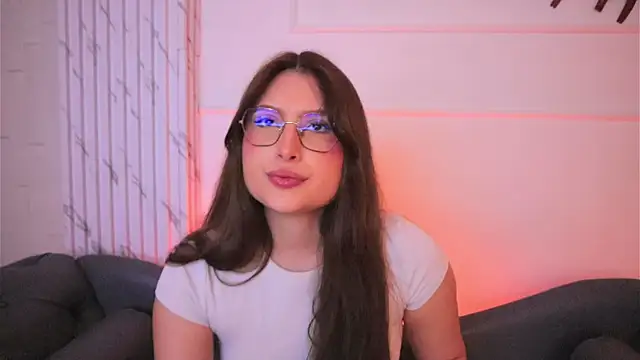 Daisha Riley online show from 12.19.25