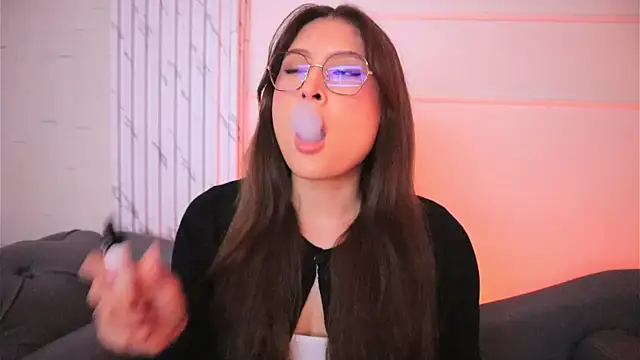 Daisha Riley online show from 12.20.25