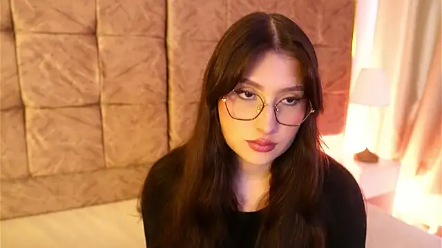 Daisha Riley online show from 04.08.26