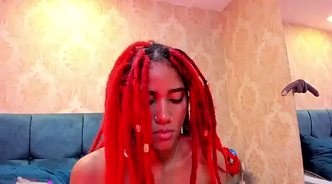 Snapshot of CintiaWalker chatting on 02.13.25 CintiaWalker online show from 02.13.25