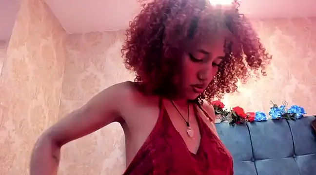 Snapshot of CintiaWalker chatting on 03.19.25 CintiaWalker online show from 03.19.25