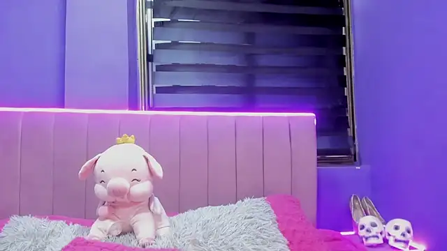 CintiaWalker online show from 03.13.26