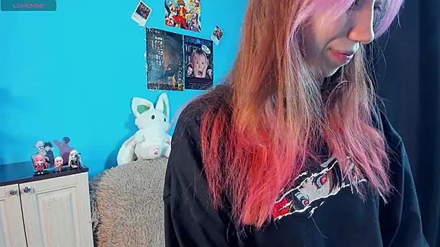 Snapshot of _Mindy_ chatting on 03.15.25 Mindy online show from 03.15.25