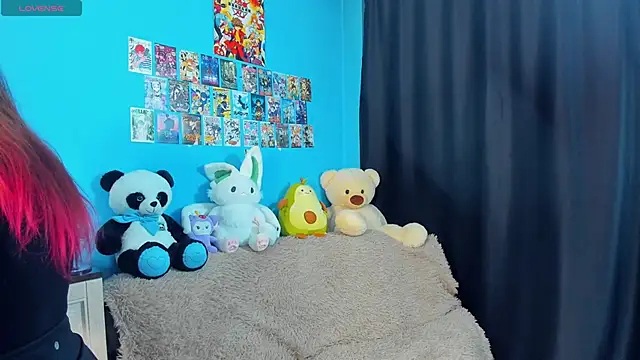 Snapshot of _Mindy_ chatting on 09.21.25 Mindy online show from 09.21.25