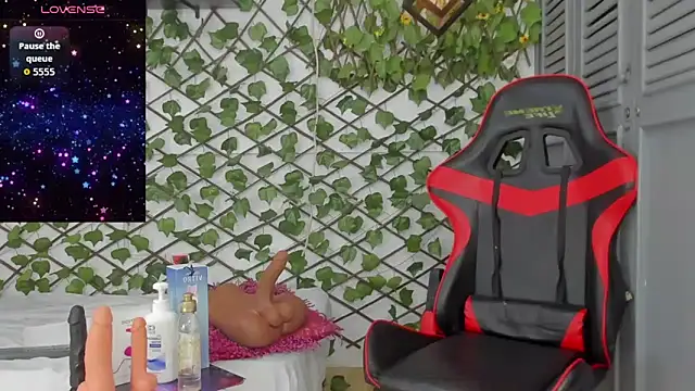 dani-lue online show from 11.15.25