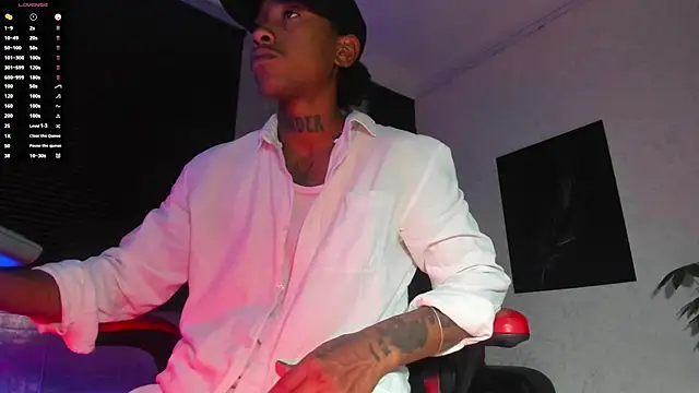 Snapshot of JhonyMiller_ chatting on 09.11.25 JhonyMiller  online show from 09.11.25