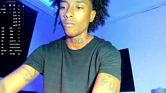 Snapshot of JhonyMiller_ chatting on 10.24.25 JhonyMiller  online show from 10.24.25