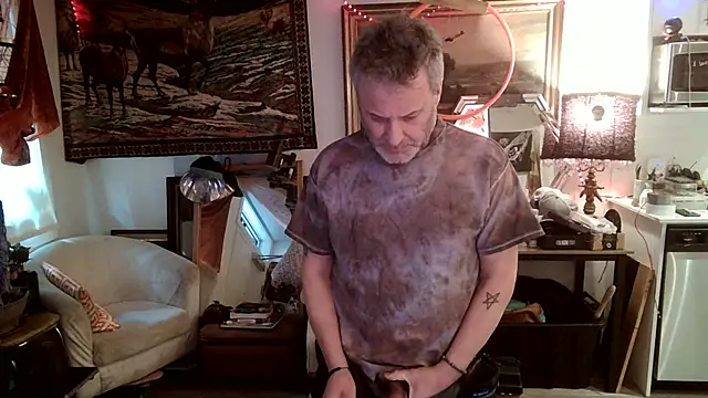 SilverandFox online show from 02.14.25