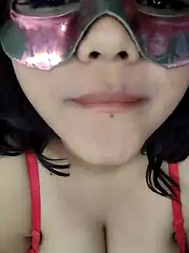 Snapshot of Riya_Stream01 chatting on 02.10.25 Riya Stream01 online show from 02.10.25