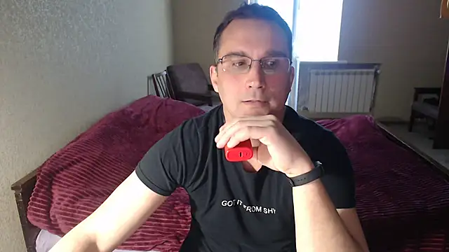 Snapshot of Sanderx chatting on 03.04.25 Sanderx online show from 03.04.25