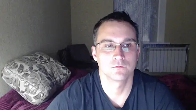 Snapshot of Sanderx chatting on 03.05.25 Sanderx online show from 03.05.25