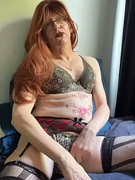 Valerie-4-U online show from 04.18.26