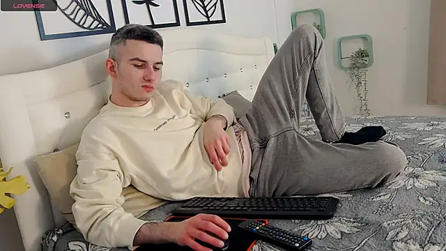 Devin Jay online show from 02.09.25