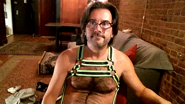 Johnny Bottoms online show from 12.20.24