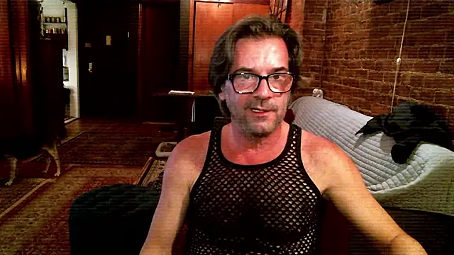 Johnny Bottoms online show from 02.04.26