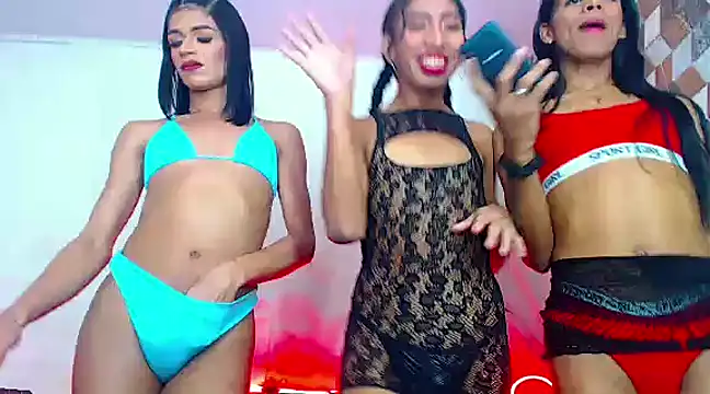 Snapshot of newgroupxxx chatting on 02.14.25 newgroupxxx online show from 02.14.25
