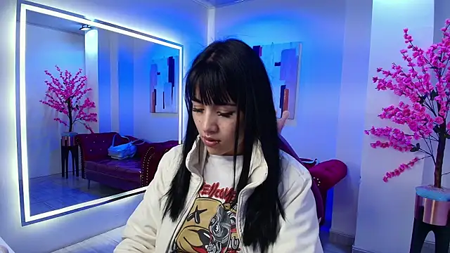 Leia queens online show from 10.17.25